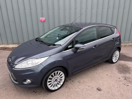 FORD FIESTA 1.4 Titanium 5dr